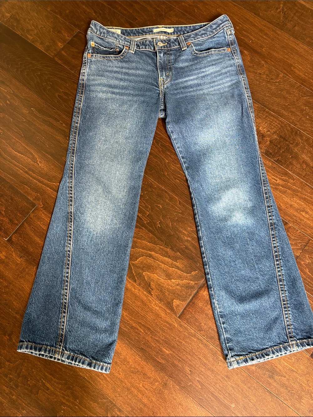 Classic Levi’s Noughties Boot Cut Women's jeans
